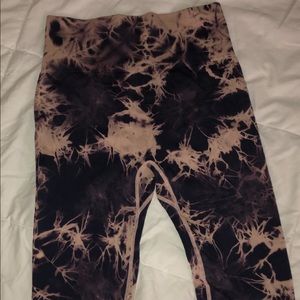 Peached by Nellie seamless tie dye leggings